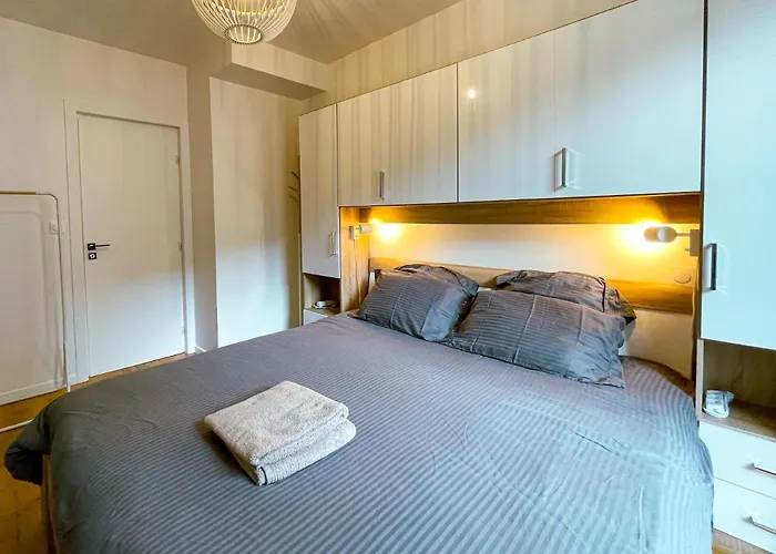 Appartement L'imprévue, Standing Et Jardin Au Pied De Notre-dame